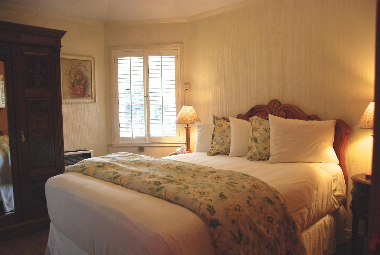 Carmel Garden Inn Quarto foto